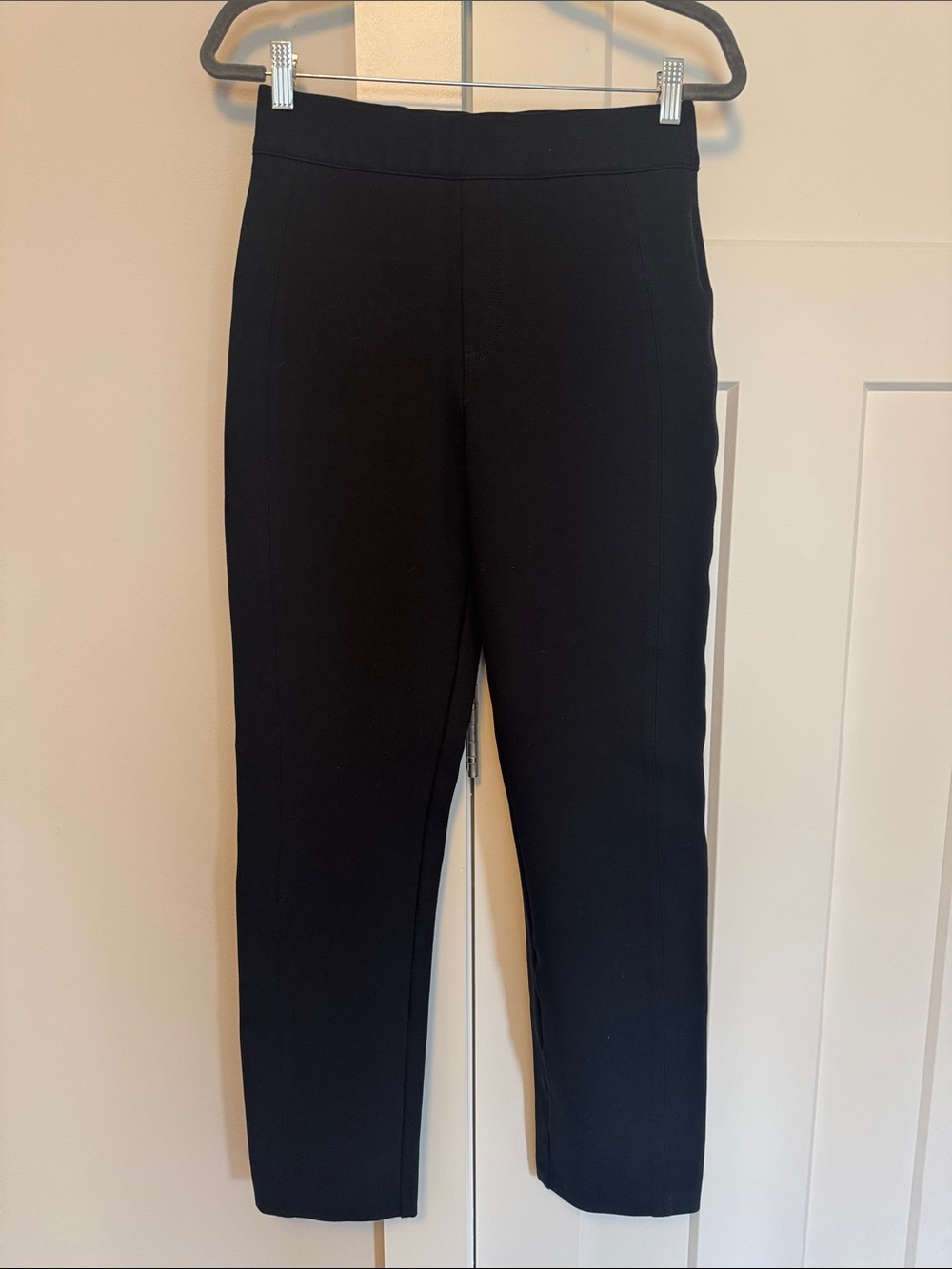 SPANX Black Cropped Ponte Ankle Pants